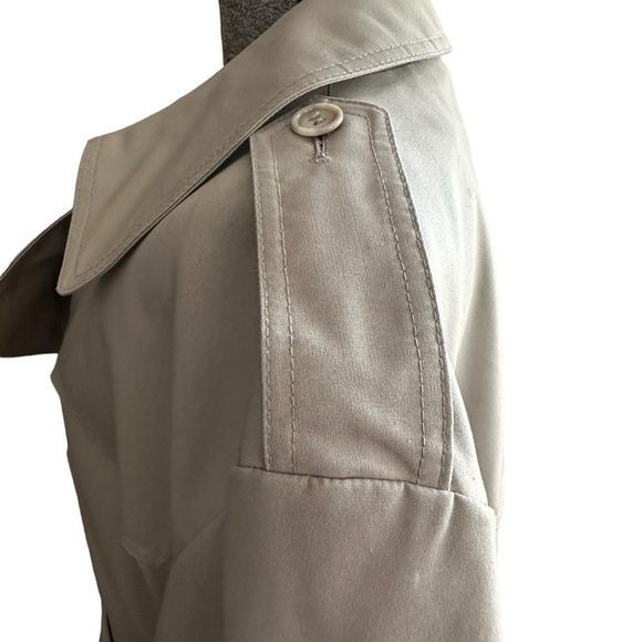 VTG LONDON FOG SHORT LINED TRENCH COAT SIZE 42 - Picture 6 of 13